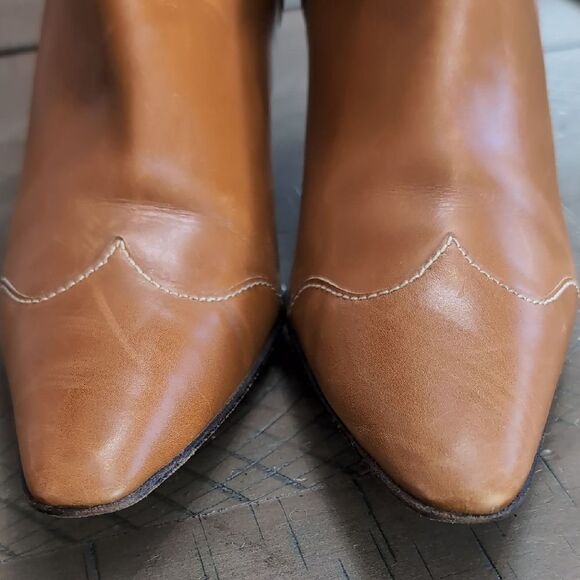 Cole Haan Y2K Camel Brown Leather Pointed Kitten Heel Ankle Boots Sz 8.5 - Picture 6 of 13